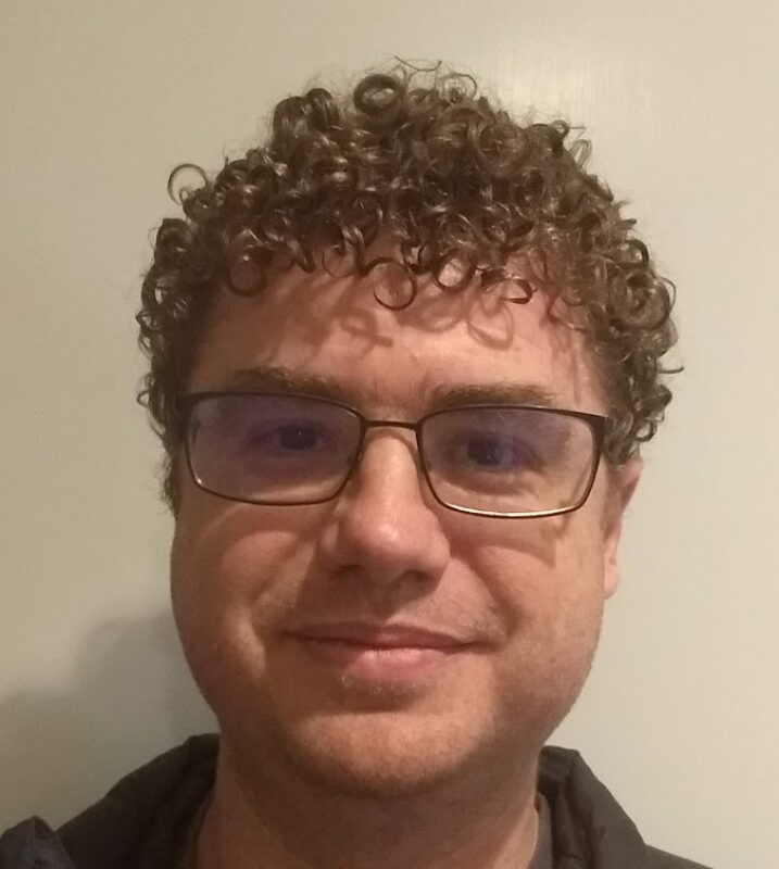 Headshot of Gabriel Becker